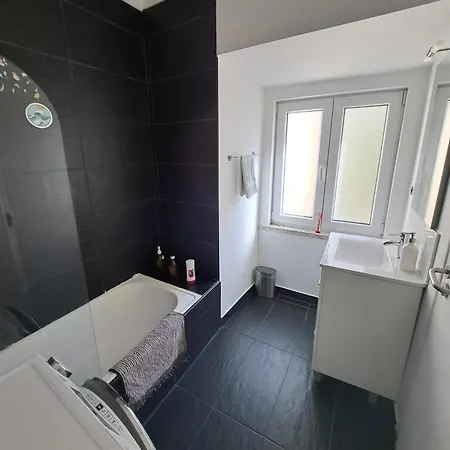 Light And Comfortable Flat In The Center Apartamento